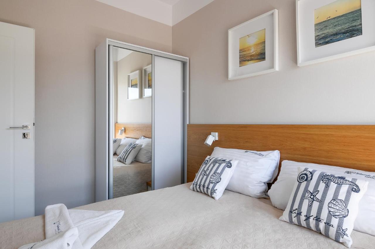 Apartament Z Widokiem Na Morze - Nadmorski Luksus Apartamenty Устроне-Морске Экстерьер фото